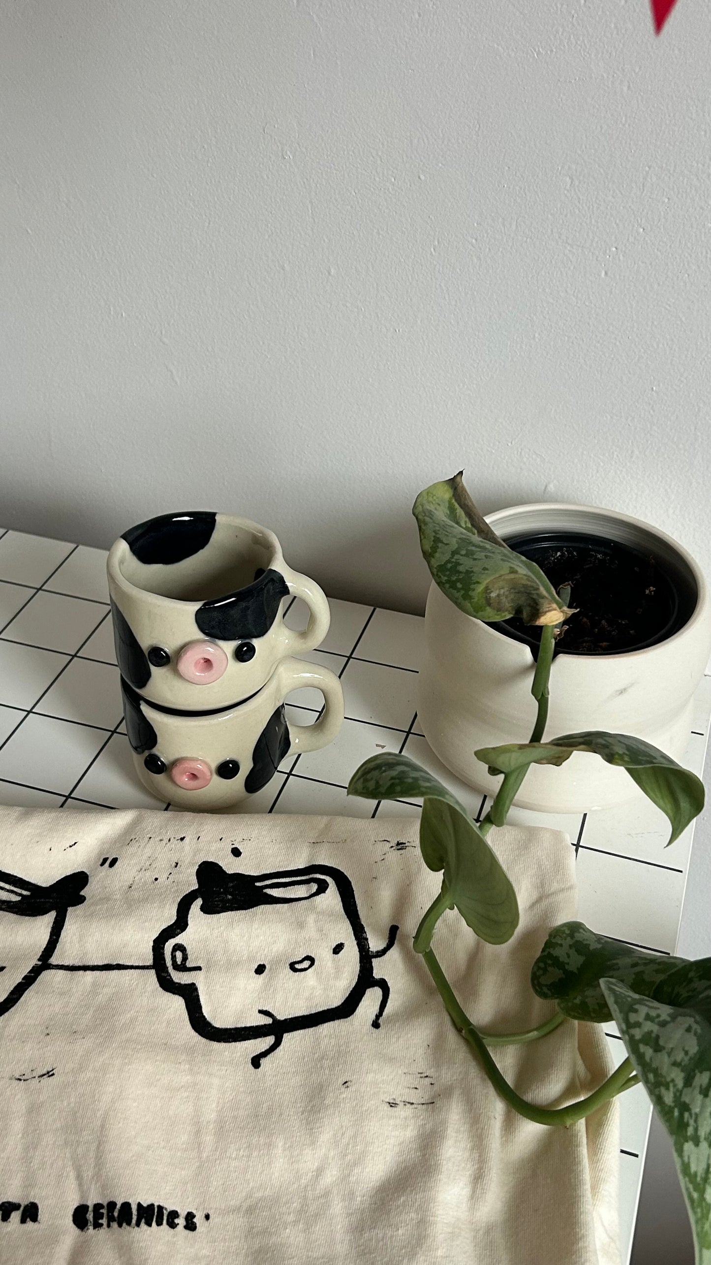 mug buds t-shirt