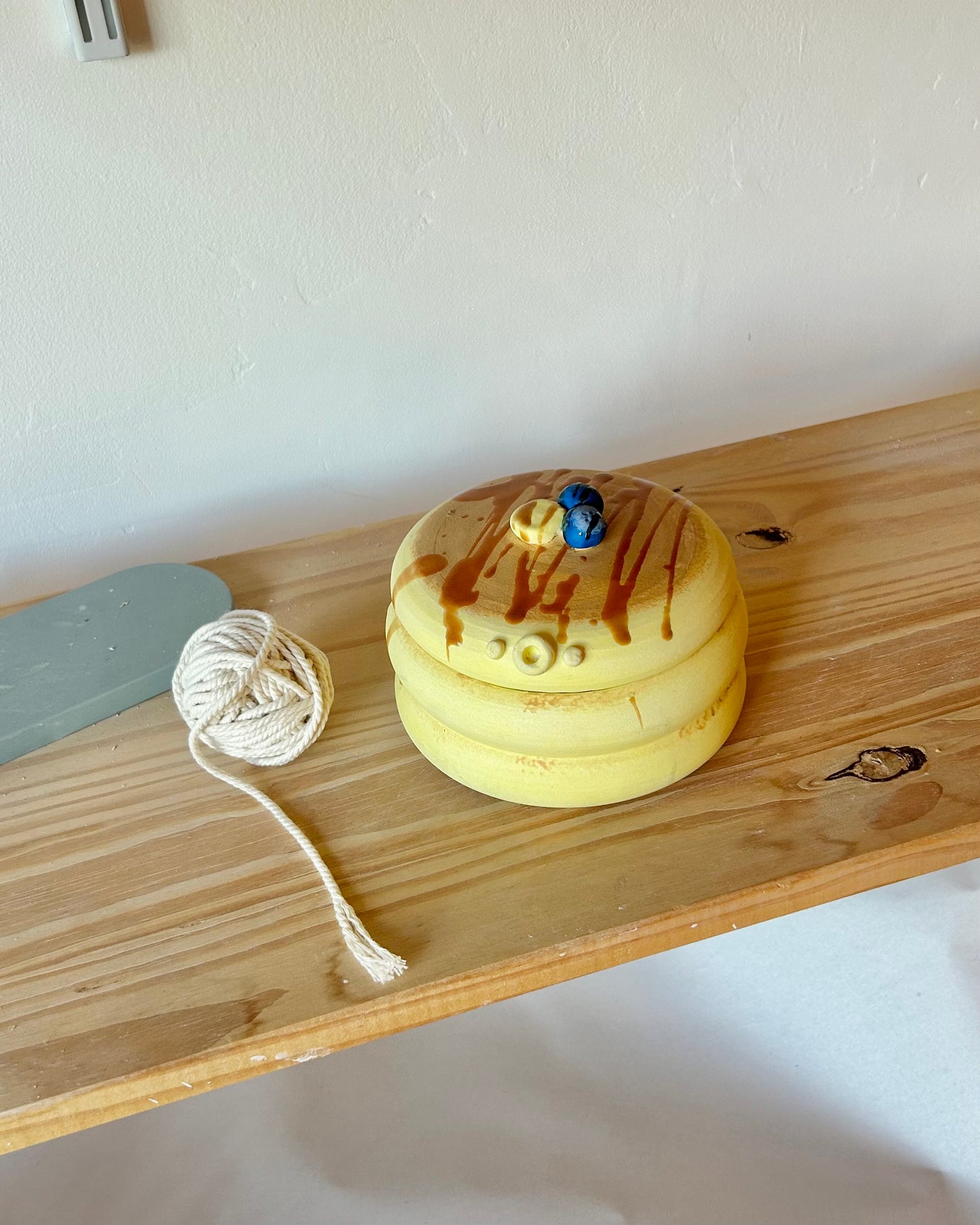 stack o’ pancakes yarn jar