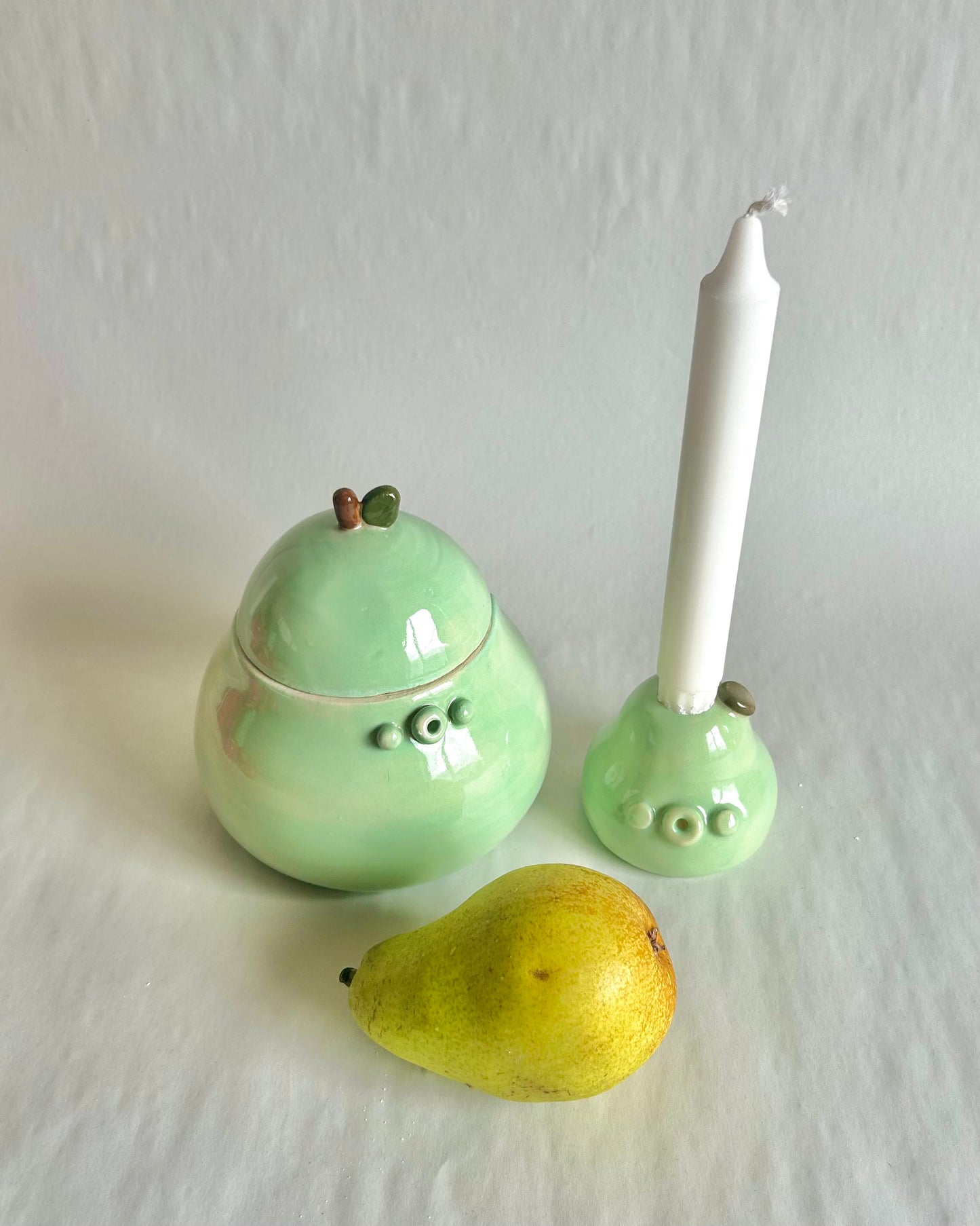 pear yarn jar