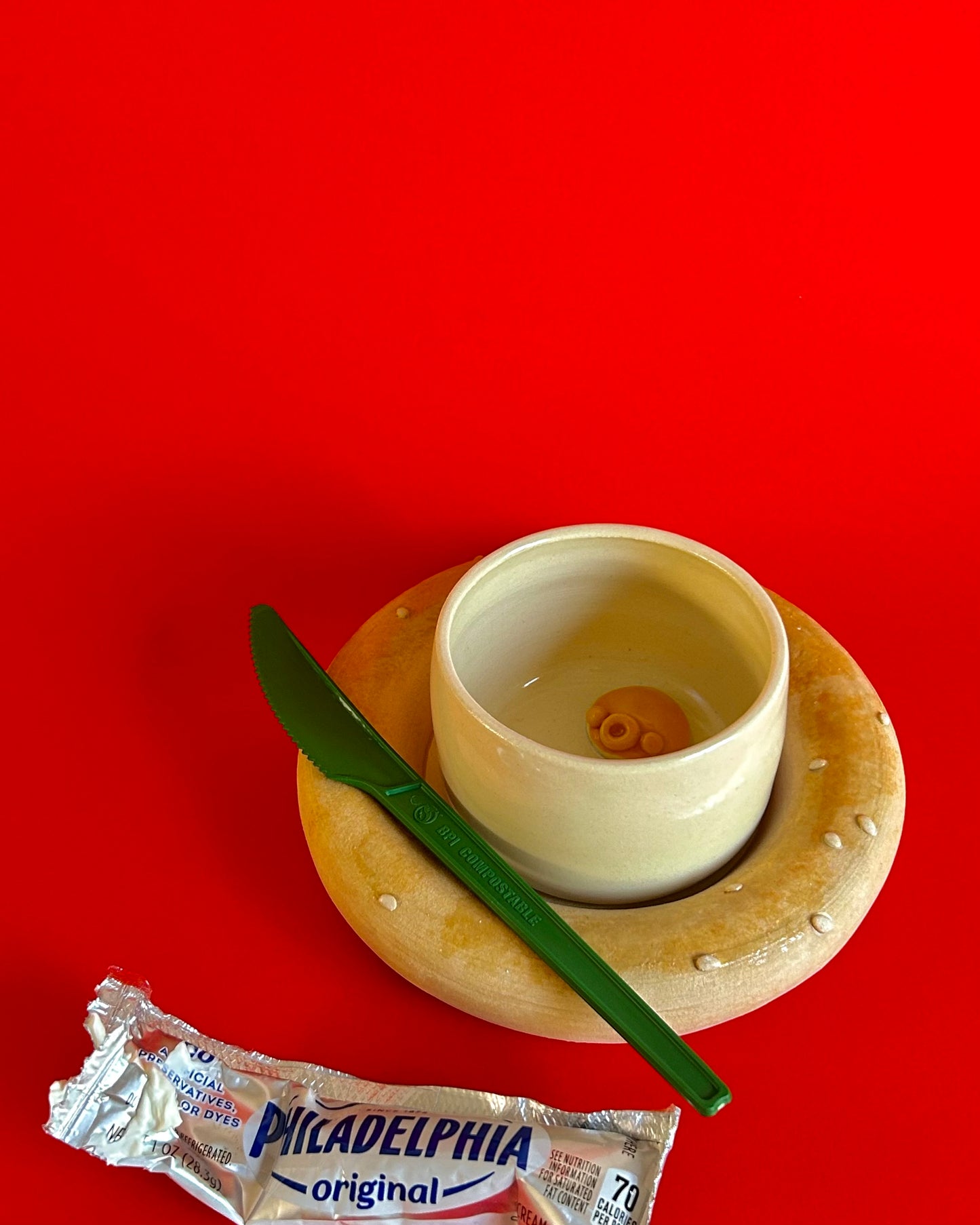 bagel and egg cup set