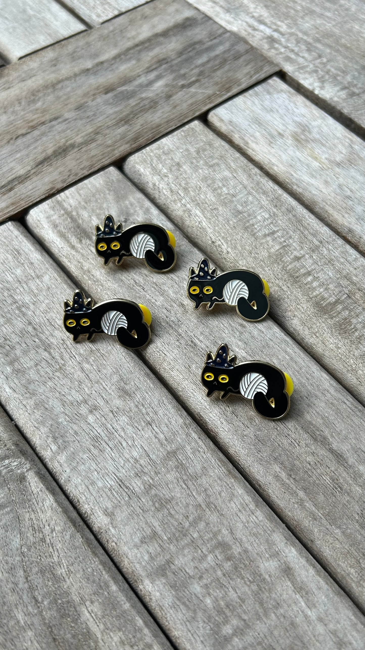 wizard cat pin