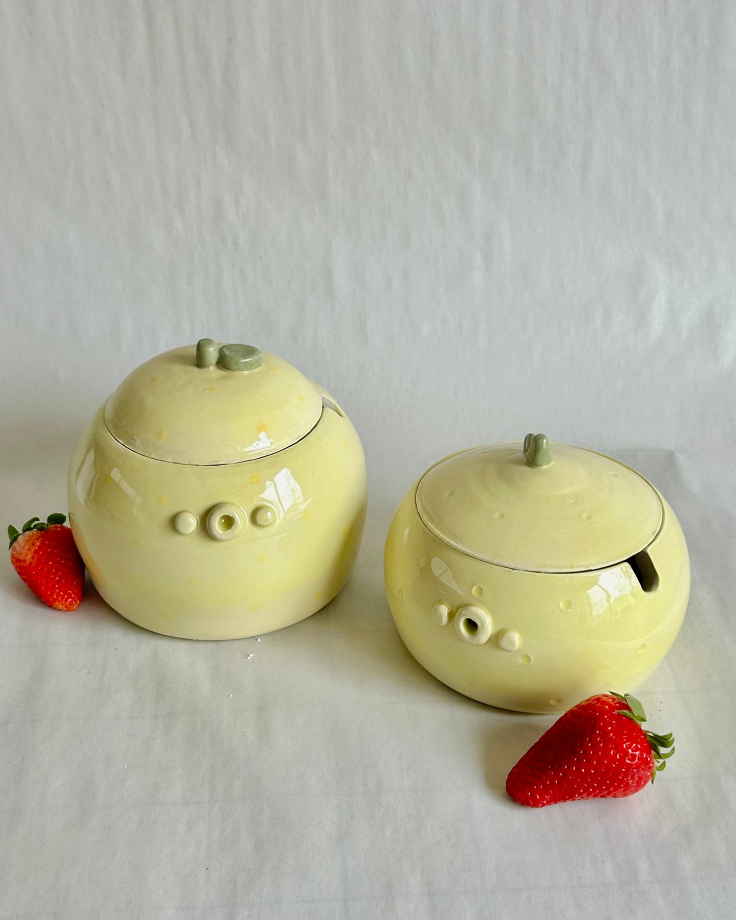 lemon yarn jar