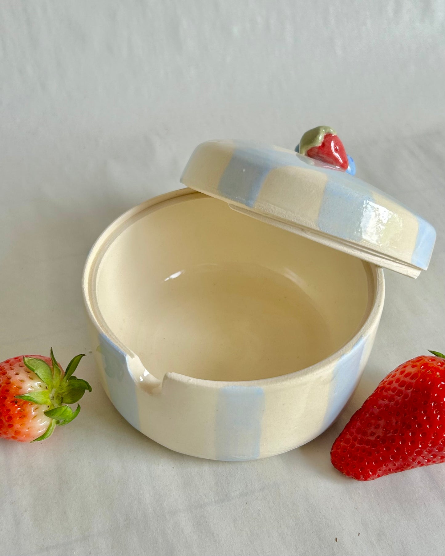 picnic salt cellar