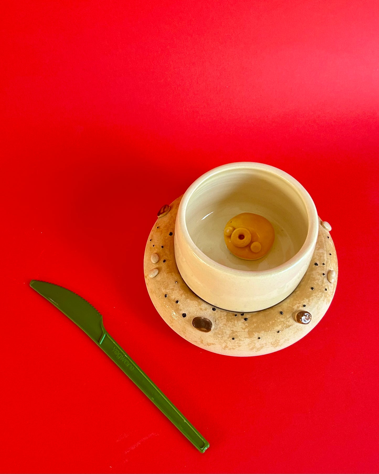 bagel and egg cup set