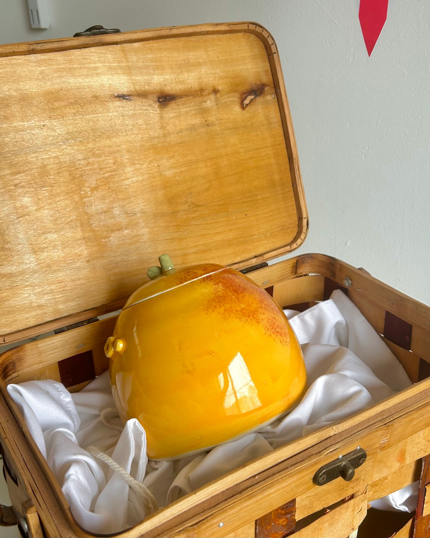 mango yarn jar