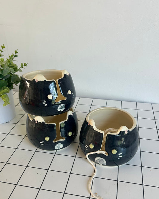 tuxedo cat yarn bowl