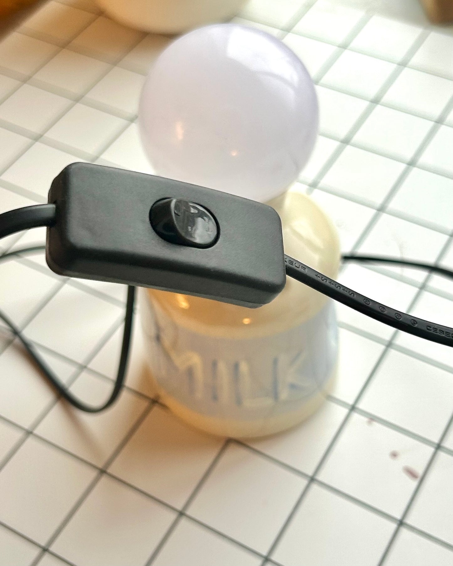 milk lamp