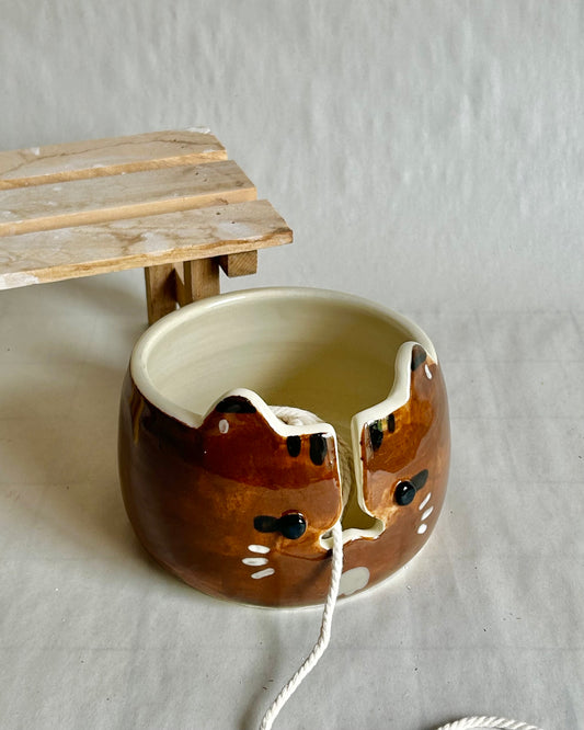 brown tabby cat yarn bowl