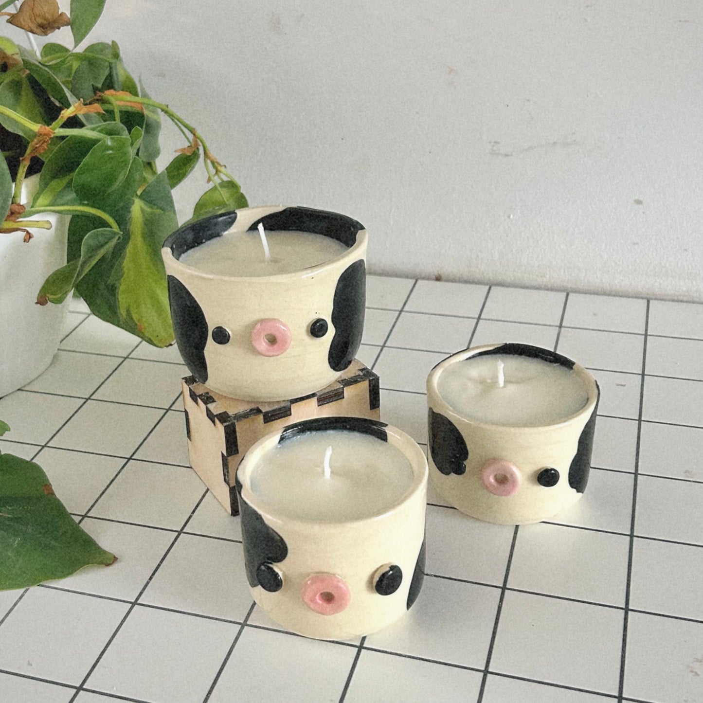 classic cow cup candles