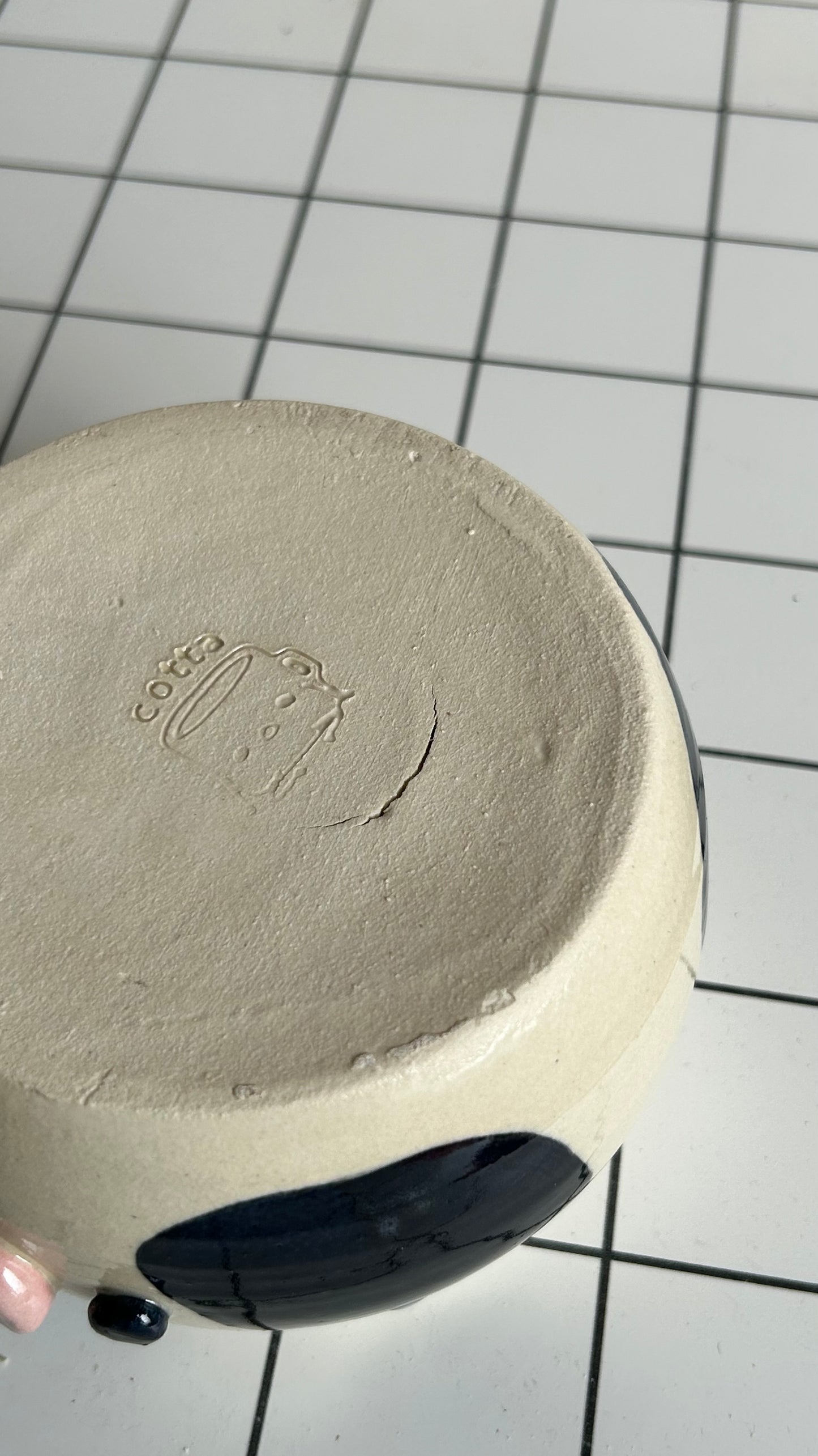 calico cat yarn bowl (imperfect)