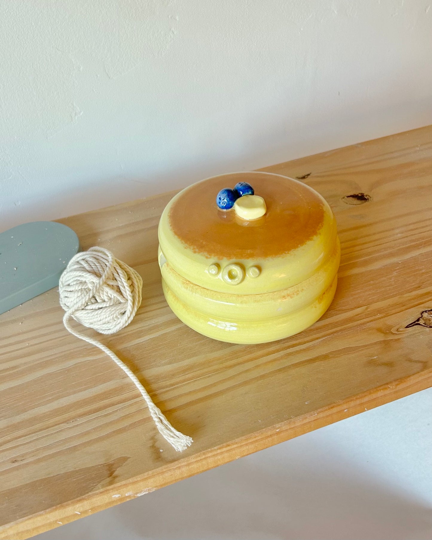 stack o’ pancakes yarn jar