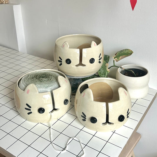 extra large calico cat yarn bowl